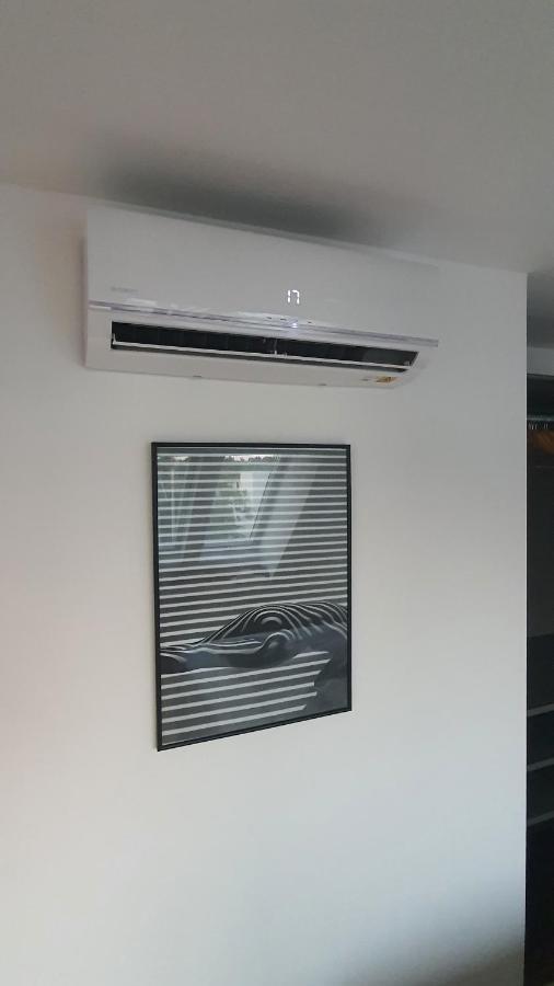 Rooftop Terrace, Free Garage Parking And Pool! Vienna Exterior photo